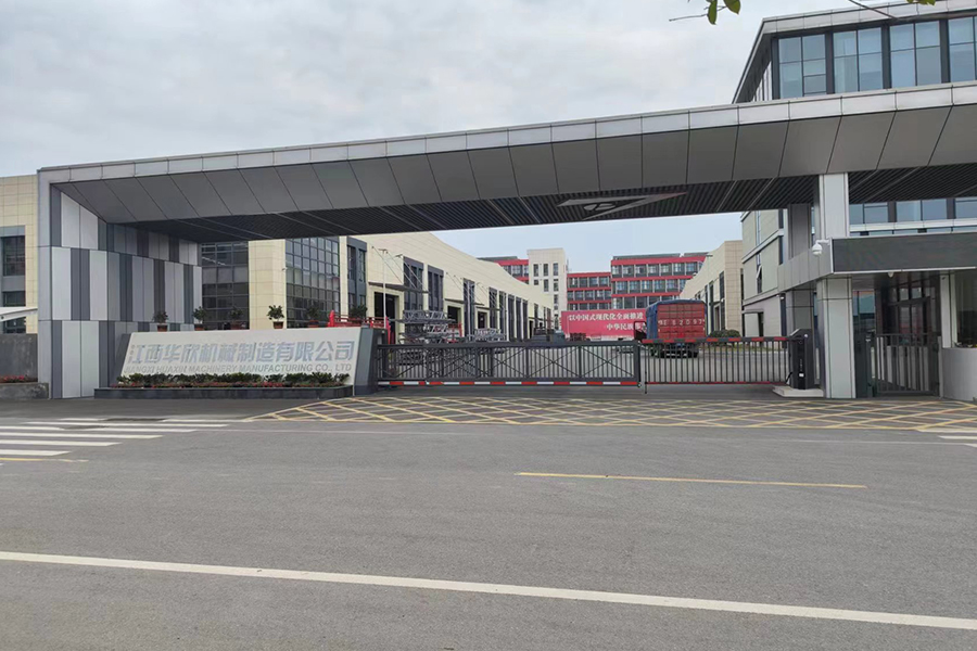 Các kỹ sư Luoming Giang Tô được sắp xếp đến thăm địa điểm của khách hàng ở Giang Tây