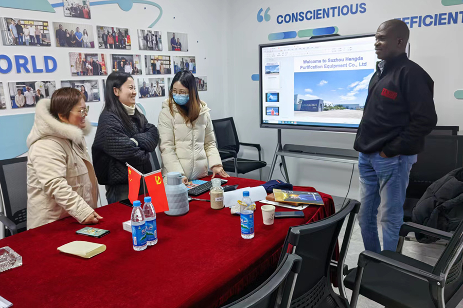 Kiểm tra nhà máy của khách hàng Nigeria