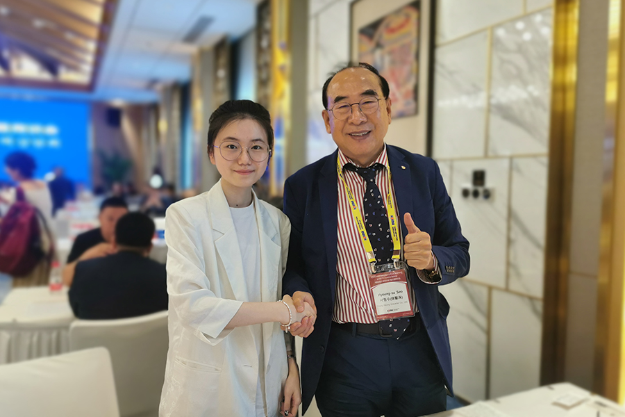 Tham gia thành công vào các cuộc thảo luận kinh doanh trực tiếp tại Hội thảo mùa hè CEO lần thứ 37